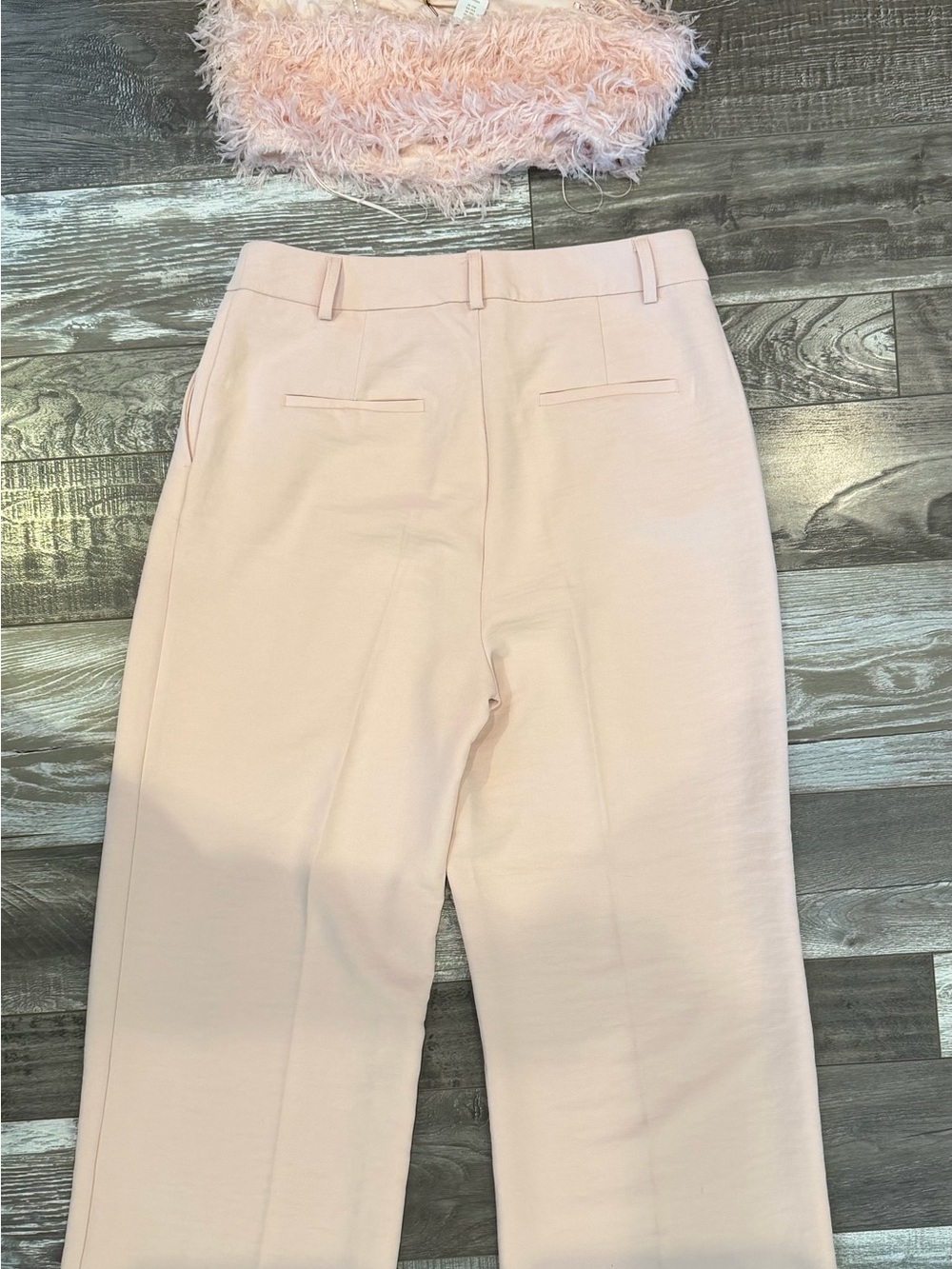 House of Harlow 1960 Blush Wide-Leg Pleated Trousers 2 piece set - Picture 6 of 9